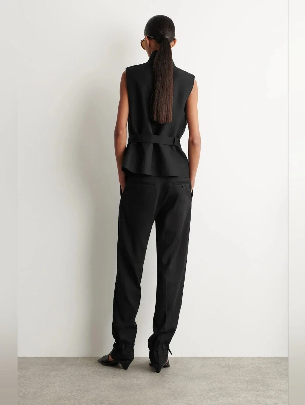 Linen Tapered Leg Pants - Black
